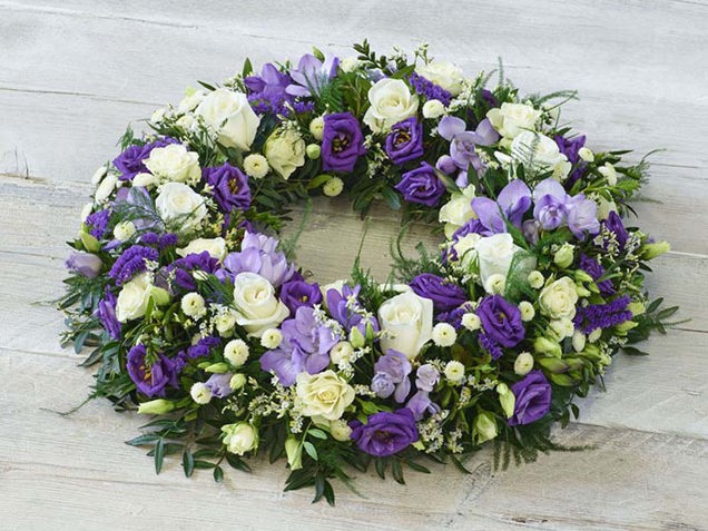 Scented Wreath Blue image