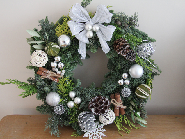 Christmas Wreath with Silver image