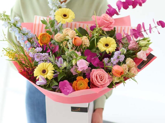 Superstar Mum Bouquet image